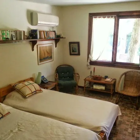 Seaside Bungalow ελένη, Evia Greece *
